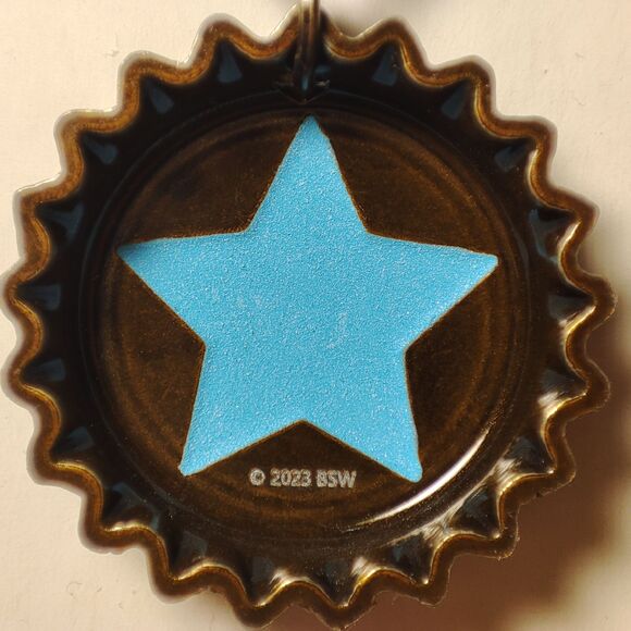 Fallout Sunset Sarsaparilla Bottlecap Necklace Official Bethesda Collectible - Picture 3 of 6